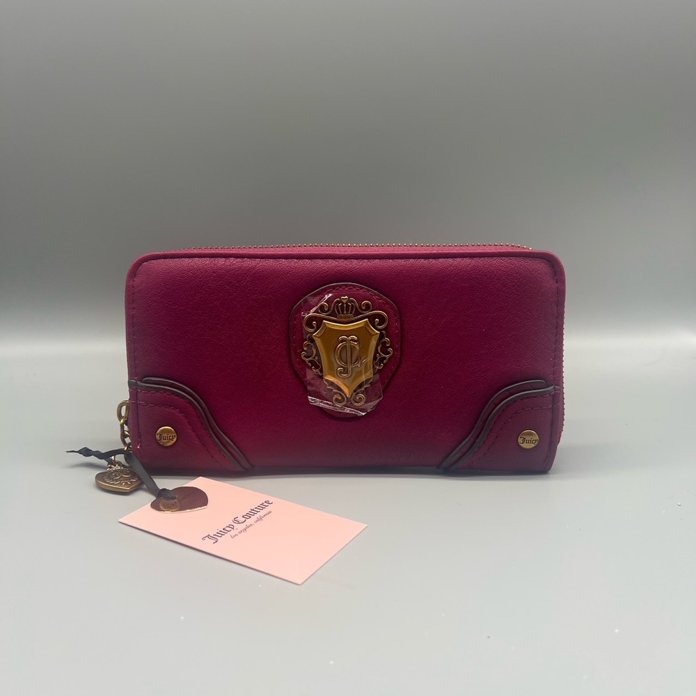 Juicy couture juicy romance gusset zip around wallet